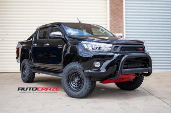 TOYOTA HILUX N80 4WD ZEPHYR MATTE BLACK